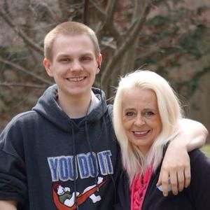 Meet your Posher, Monique